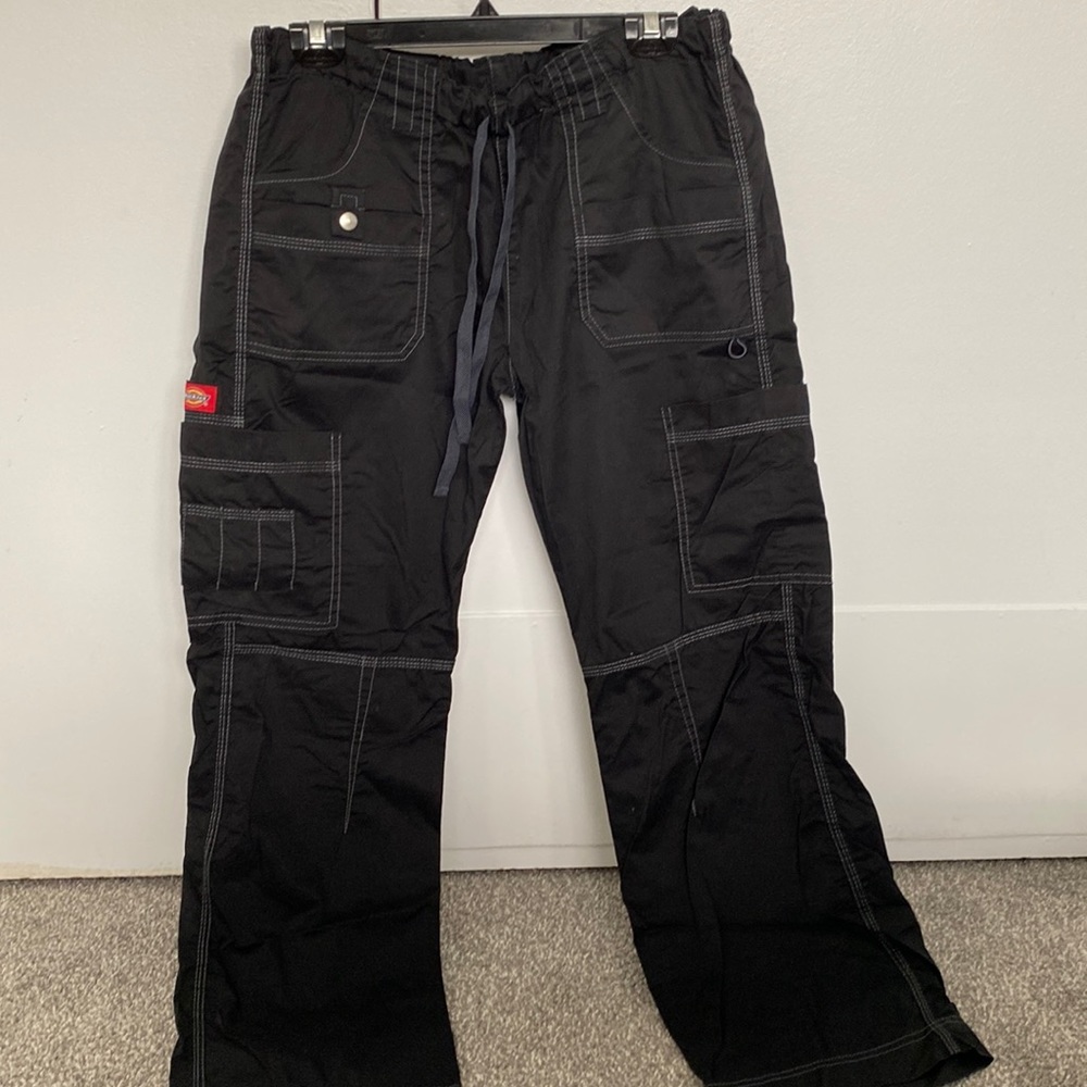 Dickies scrub pant size M